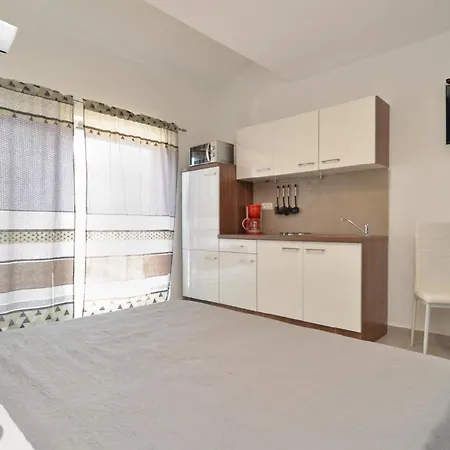 Fuer 2 Personen Ca 22 Qm In Bale, Istrien Istrische Riviera Apartment Bale