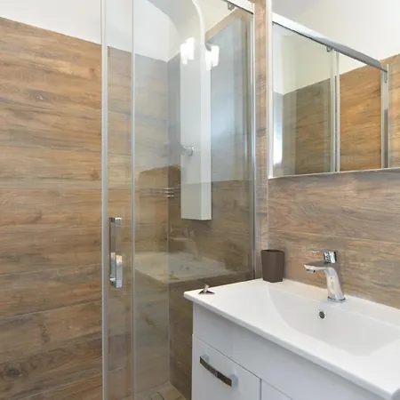 Fuer 2 Personen Ca 22 Qm In Bale, Istrien Istrische Riviera * Bale