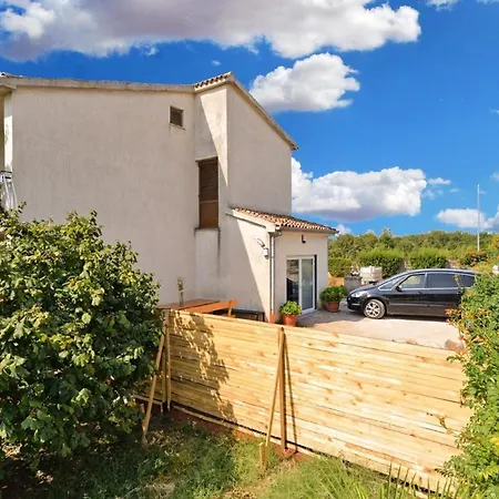 Fuer 2 Personen Ca 22 Qm In Bale, Istrien Istrische Riviera * Bale